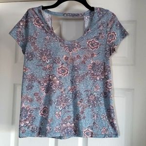 Daytrip Floral Cropped Top Size Small Open Back Blue Purple Blouse